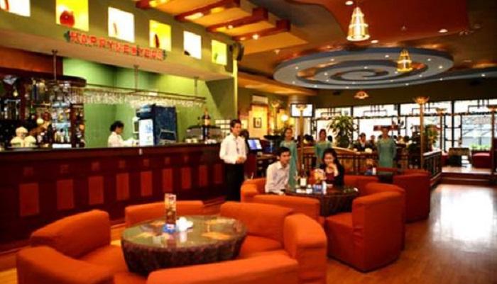 Top quán cafe ngắm máy bay đẹp ở Sài Gòn 1