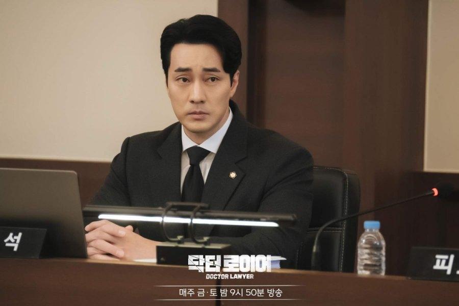 Hình tượng luật sư đa dạng trên màn ảnh phim Hàn mùa hè 2022
