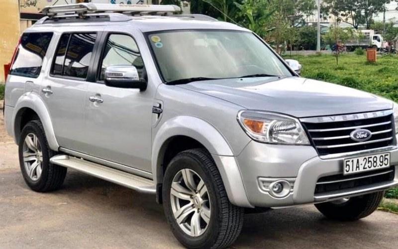 Có Nên Chọn Mua Xe Ford Everest 2011 Cũ?