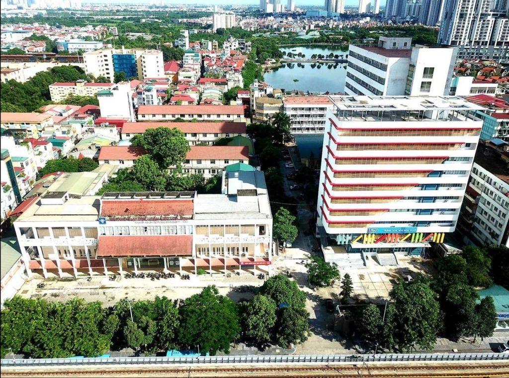 Lễ trao bằng tốt nghiệp tại Trường đại học Kiến trúc Hà Nội