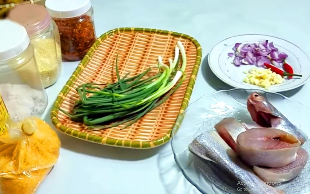 Thơm ngậy cá nhụ kho