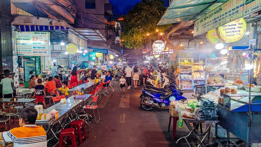 Ăn vặt Quy Nhơn: Top 10 món ăn và quán ngon “must-try”