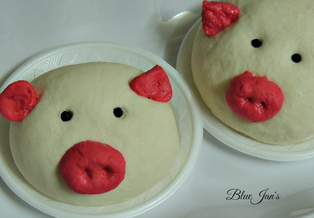 Bánh bao tạo hình chú heo hồng – Dư vị yêu thương